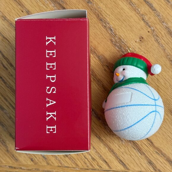 Hallmark Keepsake Ornament Basketball Snowman Personalize 2020 - Picture 4 of 7